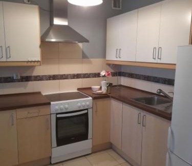 Piaseczno Apartment | Apartament z Garażem blisko Lotniska