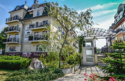 Swinoujscie Apartment | Apartament z sypialnią przy Promenadzie 3 balkony w widokiem na Morze SeaView Promenade Apartment mit Meerblick und 3 Balkonen Apartamenty na Wyspie