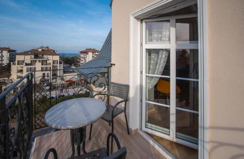 Swinoujscie Apartment | Apartament z sypialnią przy Promenadzie 3 balkony w widokiem na Morze SeaView Promenade Apartment mit Meerblick und 3 Balkonen Apartamenty na Wyspie