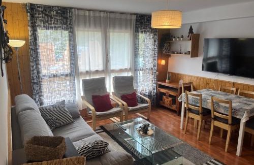 Pas de la Casa Apartment | Apartamento a pie de Pistas con Parking Privado