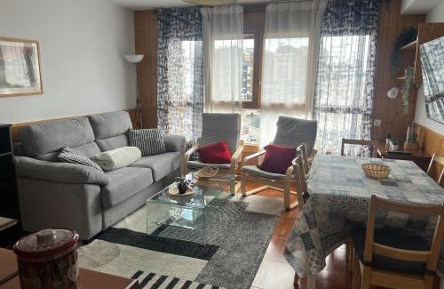 Pas de la Casa Apartment | Apartamento a pie de Pistas con Parking Privado
