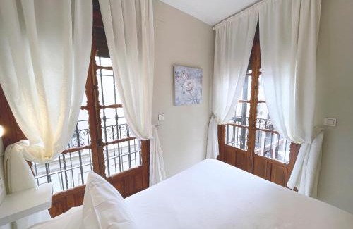 Santa Cruz Apartment | Apartamento Arquillo de la Plata