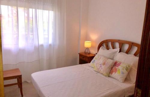 Salou City Centre Apartment | Apartamento céntrico con piscina