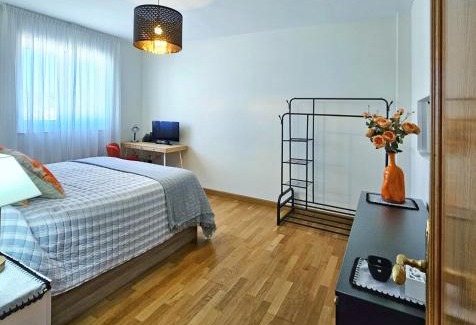 Sarria Apartment | Apartamento casa Chilin