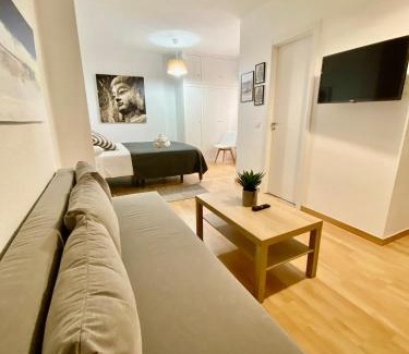 La Trinidad-San Juan y Todos los Santos Apartment | Apartamento centrico y tranquilo