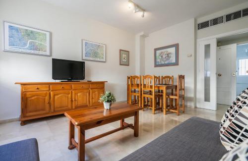San Bernardo Apartment | Apartamento cerca del Alcázar con garaje privado