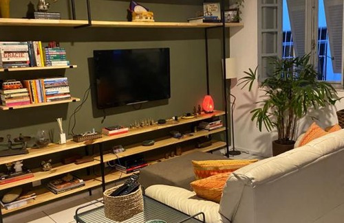 Leblon Apartment | Apartamento charmoso no melhor do Leblon.