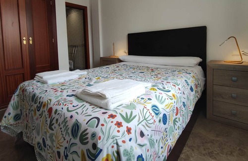 Valdeolleros Apartment | Apartamento Cobo de Guzmán