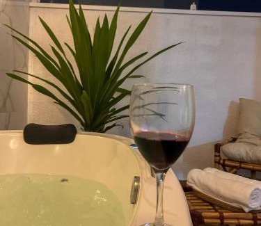 Zona Leste Apartment | Apartamento com jacuzzi privativa 5 min do Metrô