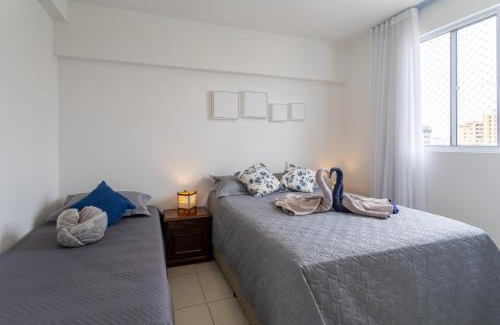 Picarras Apartment | Apartamento com VISTA MAR, Ar-condicionado, Wi-Fi Condomínio com PISCINA, quadra de esportes Playground infantil a 15 minutos do Beto Carreiro