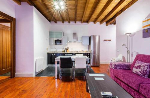 Toledo City Center Apartment | Apartamento con patio junto a la Catedral by Toledo AP