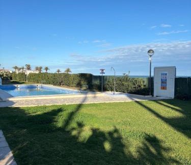 Vinaros Apartment | Apartamento con piscina y parking privado