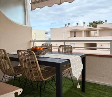 Vinaros Apartment | Apartamento con piscina y parking privado