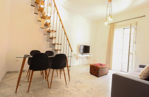 San Gil Apartment | Apartamento con Terraza Basilica Macarena