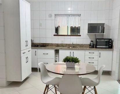 Andorinha Apartment | Apartamento de temporada rua 252 - Meia Praia - Itapema