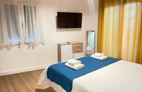 Arganda del Rey Hotel | Apartamento Dormitorio+ Salón y Cocina, Balcón, en Arganda del Rey, Madrid