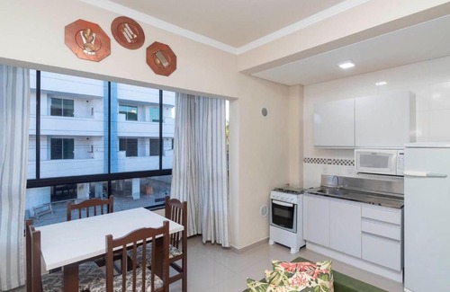 Bombas Apartment | Apartamento Econômico Para 4 Pessoas em Bombinhas