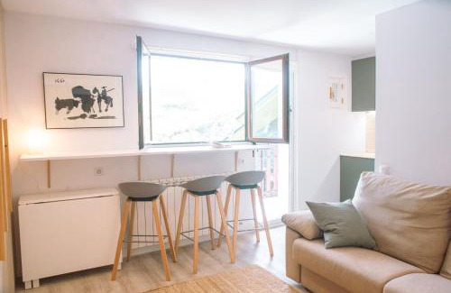 Formigal Apartment | Apartamento en Formigal luminoso con balcón y vistas