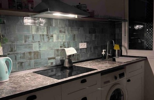 Las Arenas Apartment | Apartamento Entero Para 4 Personas en Leioa. Sin Ascensor