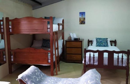 Banos de Agua Santa Apartment | APARTAMENTO ESTUDIO - COMPLETO Y MUY BIEN UBICADO