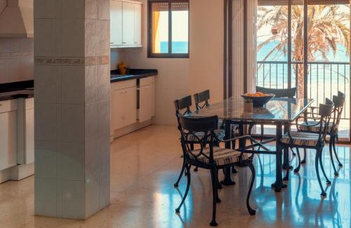 Port Saplaya Apartment | Apartamento familiar Port-Saplaya