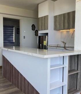 Caraballeda Apartment | Apartamento frente a la playa de la guaira