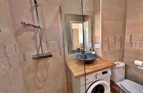 Torrequebrada Apartment | Apartamento frente mar y playa.