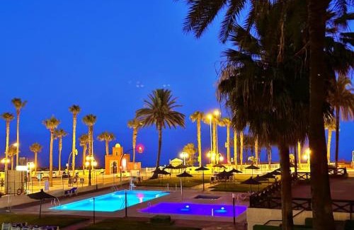 Torrequebrada Apartment | Apartamento frente mar y playa.