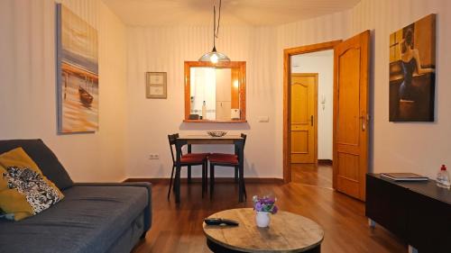 La Cala del Moral Apartment | Apartamento Marion