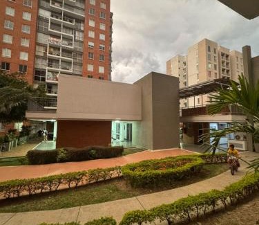 Cali Apartment | Apartamento moderno en el sur de Cali, valle del Lili