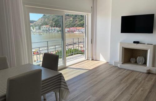 Sao Martinho do Porto Apartment | Apartamento em frente à Praia