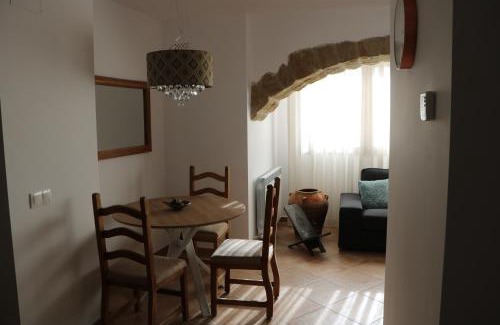 Adahuesca Apartment | Apartamento Rosellas, cerca de Alquézar, en Sierra de Guara