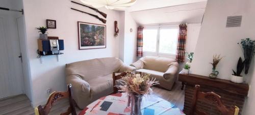 Alcala de la Selva Apartment | APARTAMENTO SOLANO - VIRGEN DE LA VEGA - ALCALÁ IDEAL MONTAñA Y RELAX
