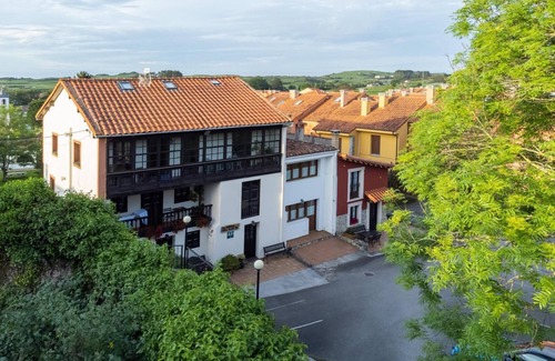 Poo Apartment | Apartamento Trasgu en Poo de Llanes, a 900m de la Playa, a 2 km de Llanes