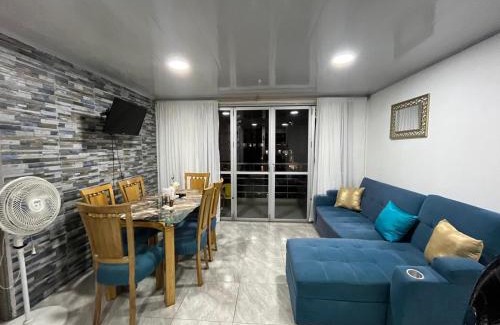 Girardot Apartment | Apartamento Vacacional Familiar en Girardot, piscinas, Jacuzis, parqueadero privado
