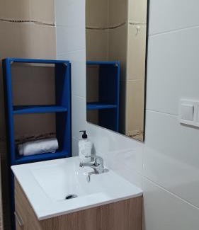 Hortaleza House | Apartamento y Habitaciones El Colmenar