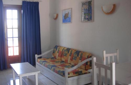 Platges de Fornells Apartment | Apartamentos El Bergantin Menorca Club