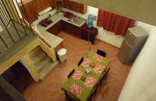 Antigua Guatemala House | APARTAMENTOS LOS NAZARENOS 3 - swimming pool, jacuzzi and gym