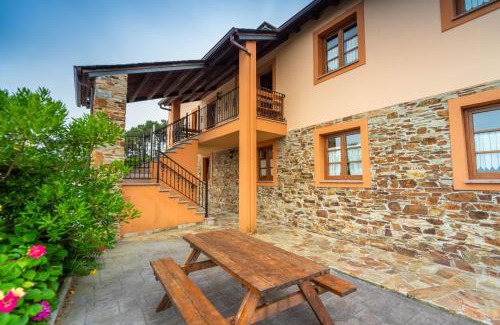 Serantes Apartment | Apartamentos Navalin