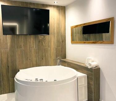 San Francisco-Ribera Apartment | Apartamentos Turísticos Córdoba Boutique Con jacuzzi