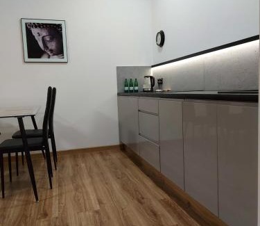 Opole Apartment | Apartamenty Lawendowy Zakątek 5