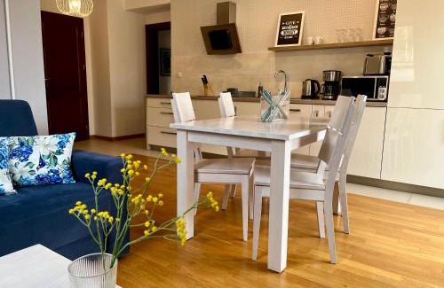 Swieradow-Zdroj Villa | Apartamety i Pokoje Gościnne Na Jaskółczej