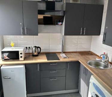 Krivoy Rog Apartment | ApartCenter Студия VIP в центре, Соцгород, Соборности