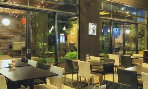 Cimahi Apartment | Apartement Studio The Edge Baros by Sky