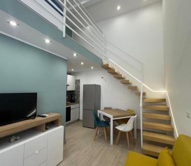 Frattamaggiore Apartment | AparthouseRisorgimento CANAPA