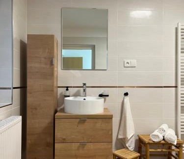 Decin House | Apartmán Elen 6 lůžek, 86 m2