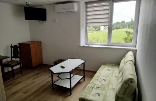 Cerveny Kostelec Apartment | Apartmán Lhota