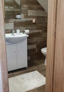 Pouzdrany Apartment | Apartmán nad vínnym sklepom