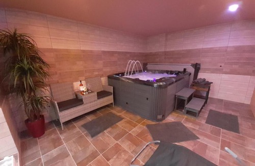 Bzenec Apartment | Apartmán s privátní VÍŘIVKOU