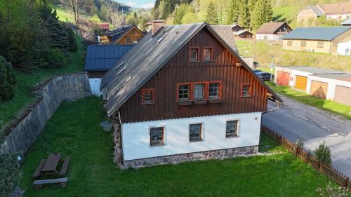 Horni Marsov Apartment | Apartmán U potoka